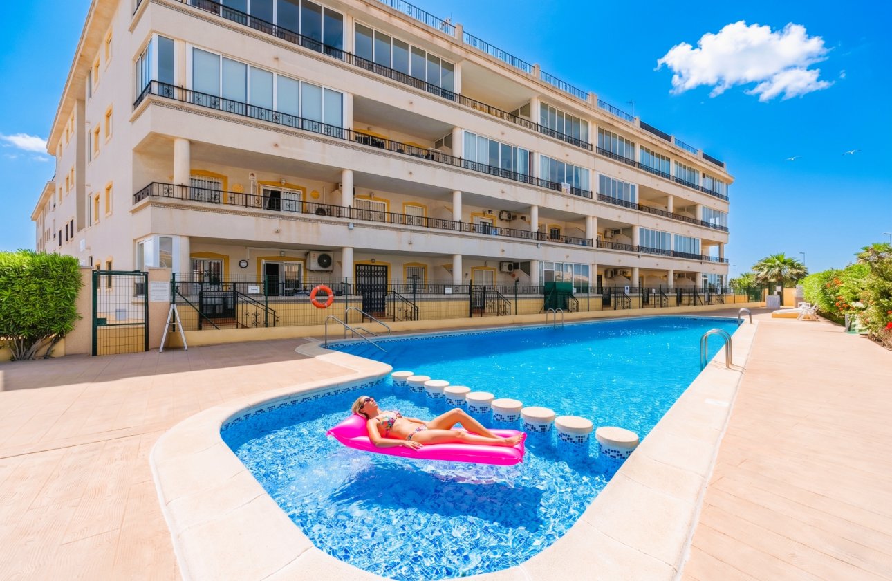 Resale - Apartment -
Playa Flamenca - Costa Blanca