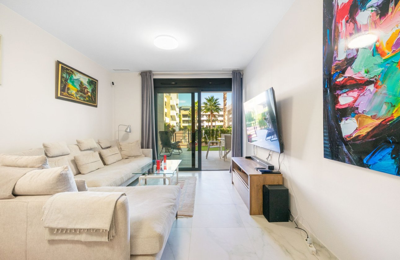 Resale - Apartment -
Playa Flamenca - Flamenca Village