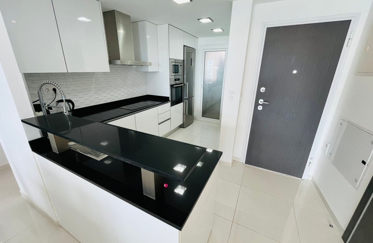 Resale - Apartment -
Punta Prima - Costa Blanca