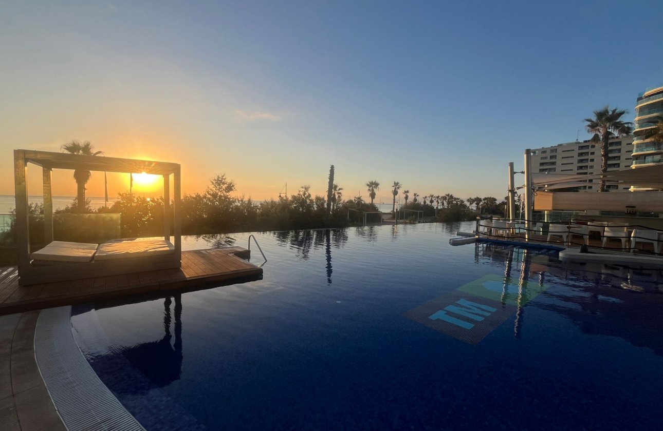 Resale - Apartment -
Punta Prima - Costa Blanca