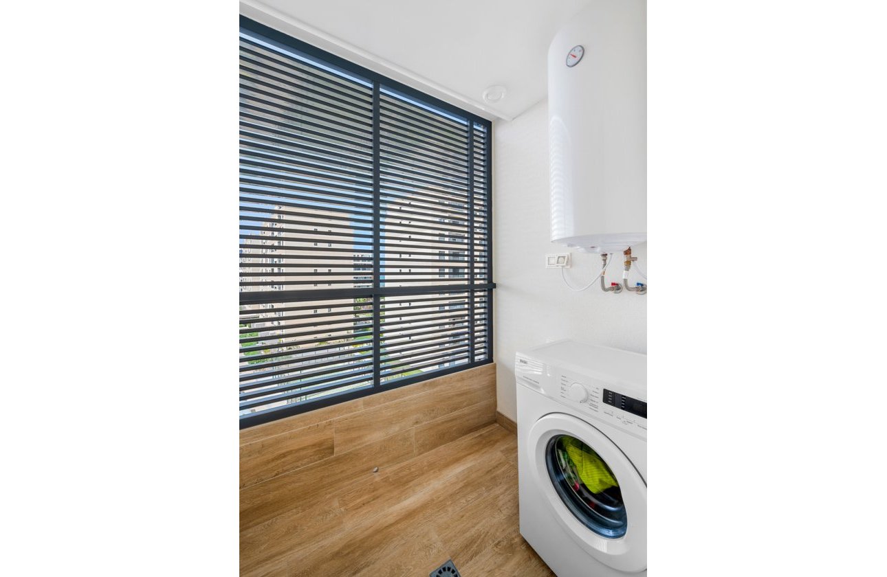 Resale - Apartment -
Punta Prima - Costa Blanca