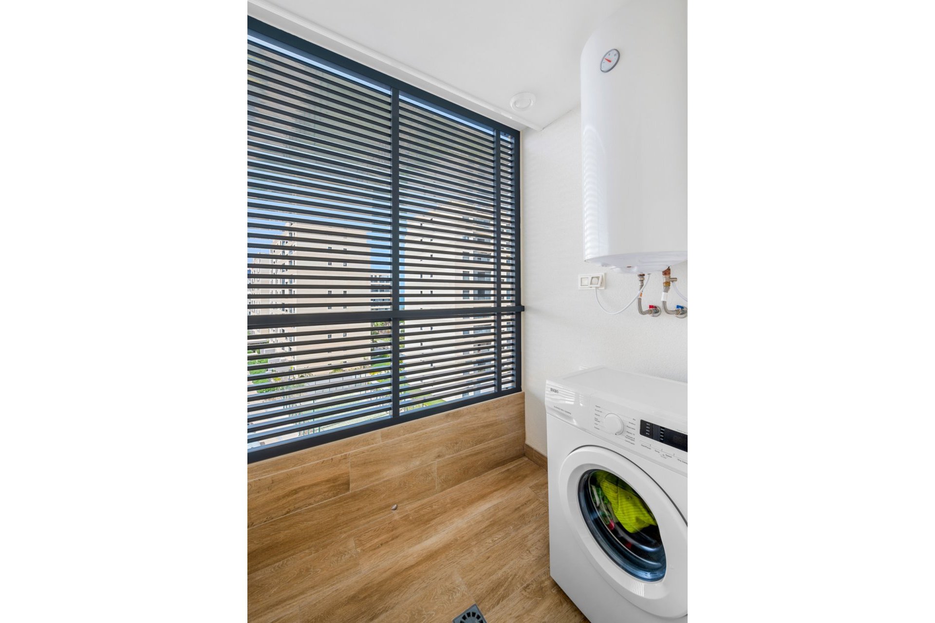 Resale - Apartment -
Punta Prima - Costa Blanca