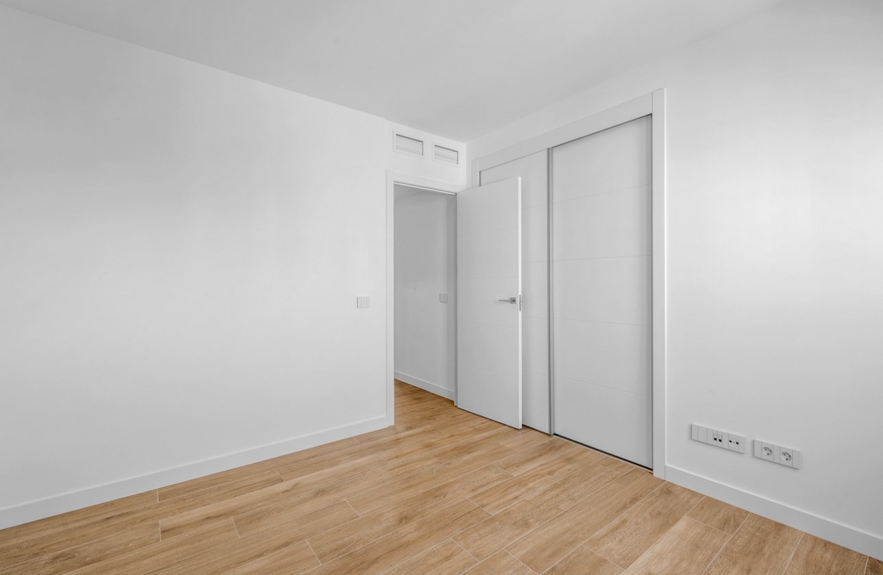 Resale - Apartment -
Punta Prima - Costa Blanca