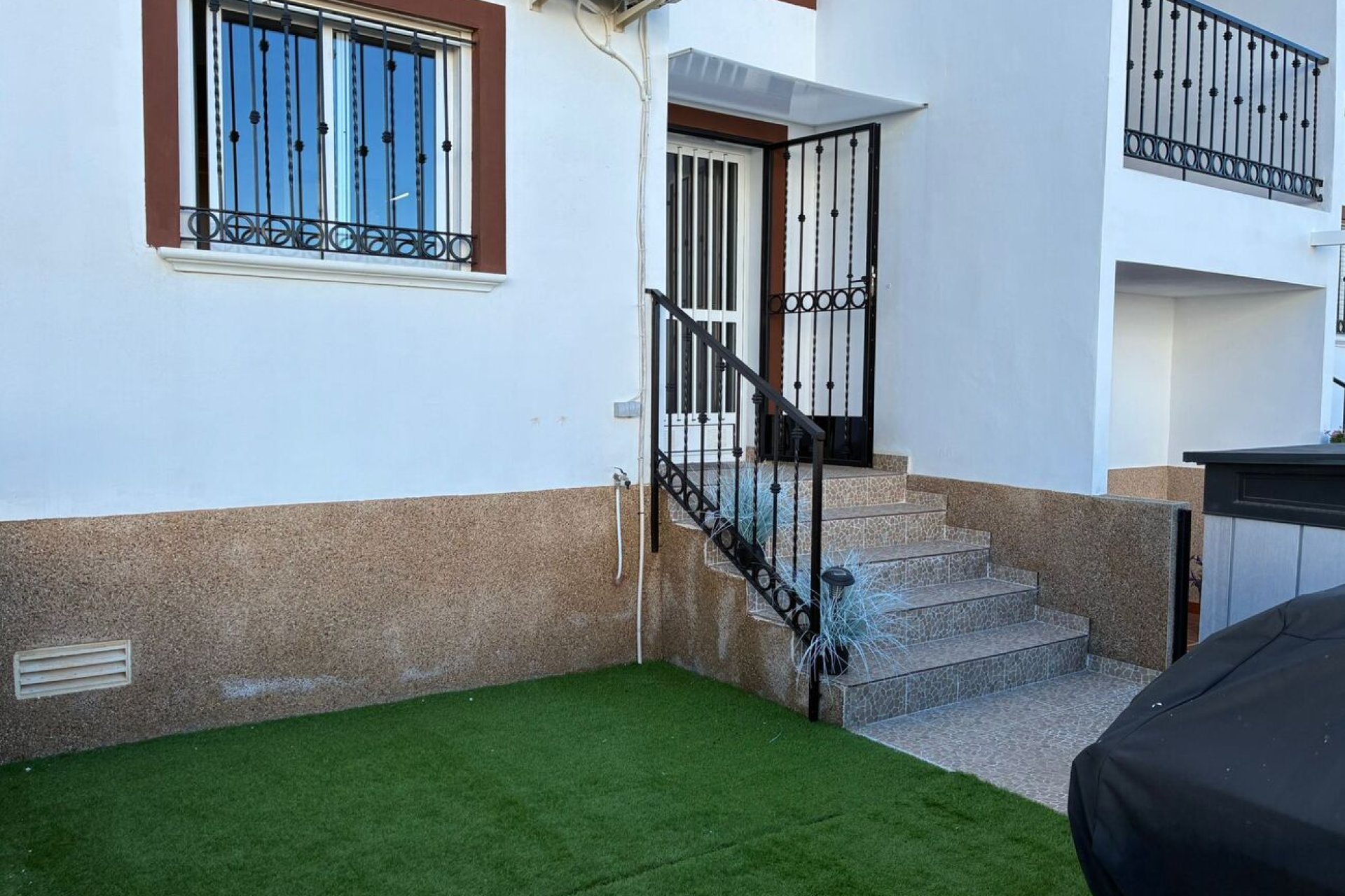 Resale - Apartment -
Punta Prima - Costa Blanca