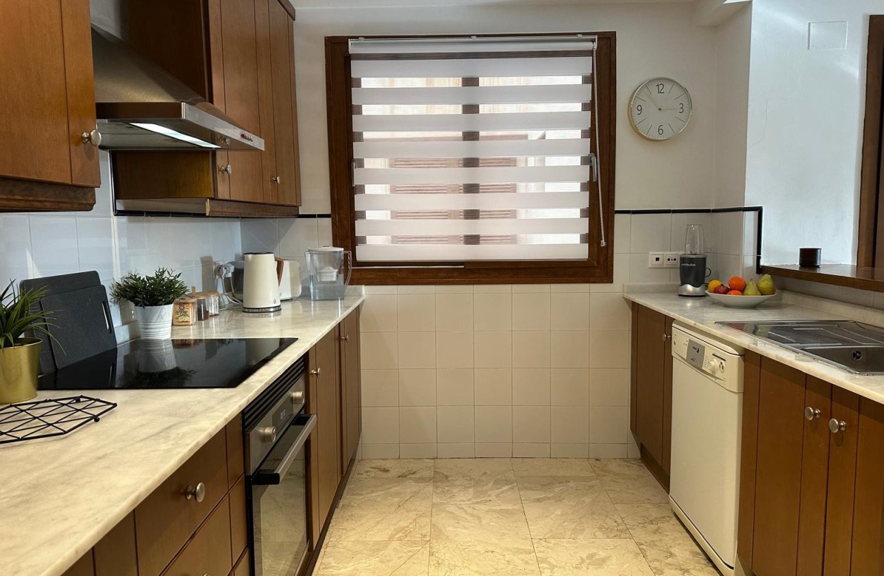 Resale - Apartment -
Punta Prima - Costa Blanca