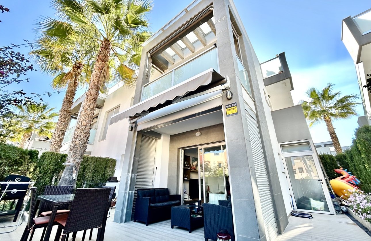 Resale - Apartment -
Punta Prima - Costa Blanca