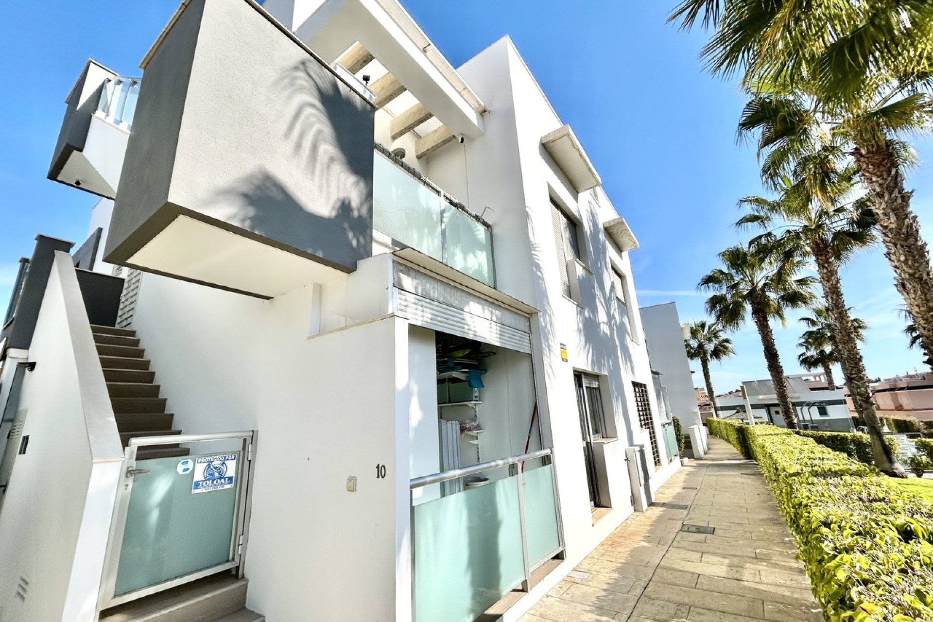 Resale - Apartment -
Punta Prima - Costa Blanca