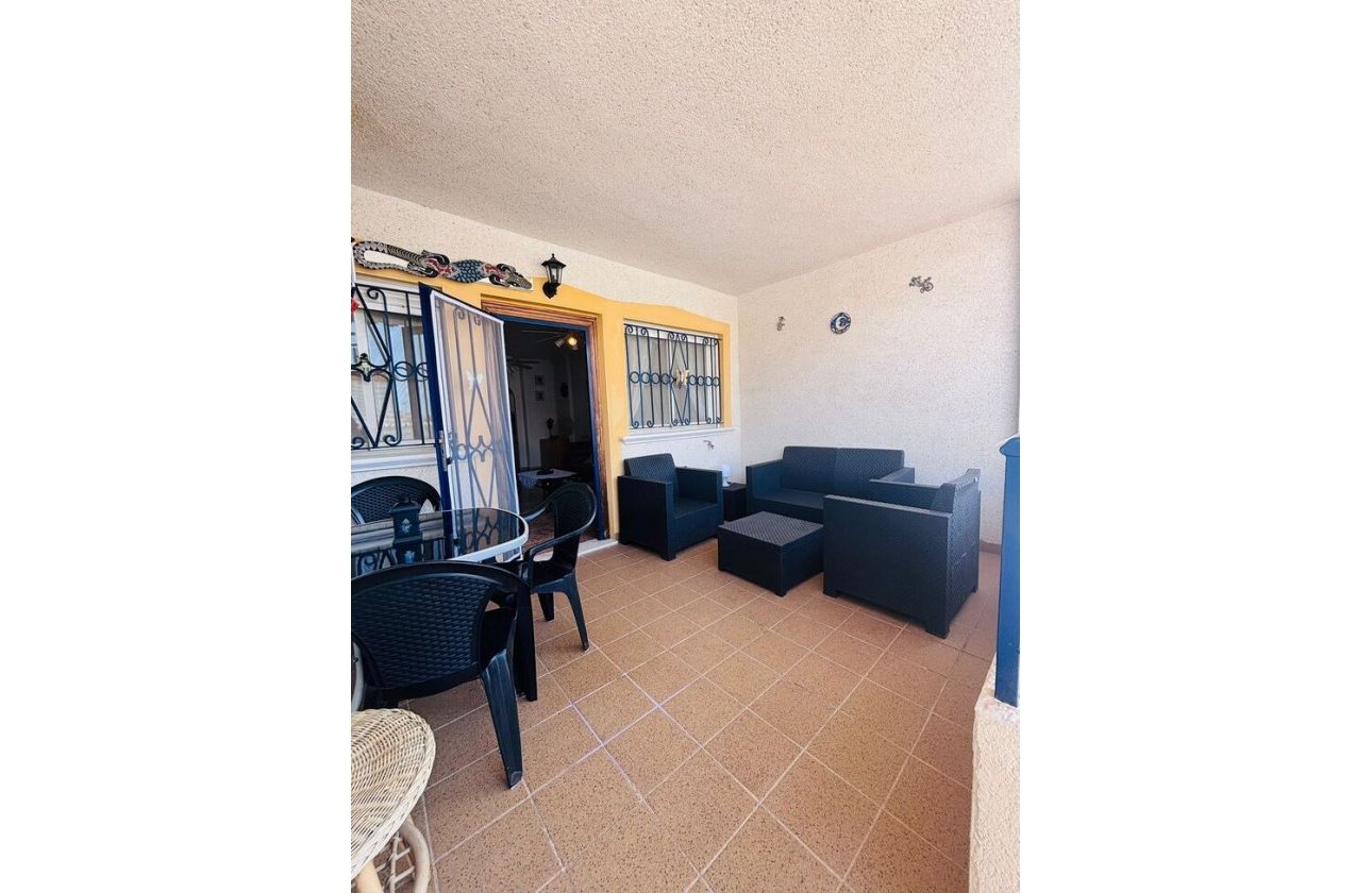 Resale - Apartment -
Punta Prima - Costa Blanca