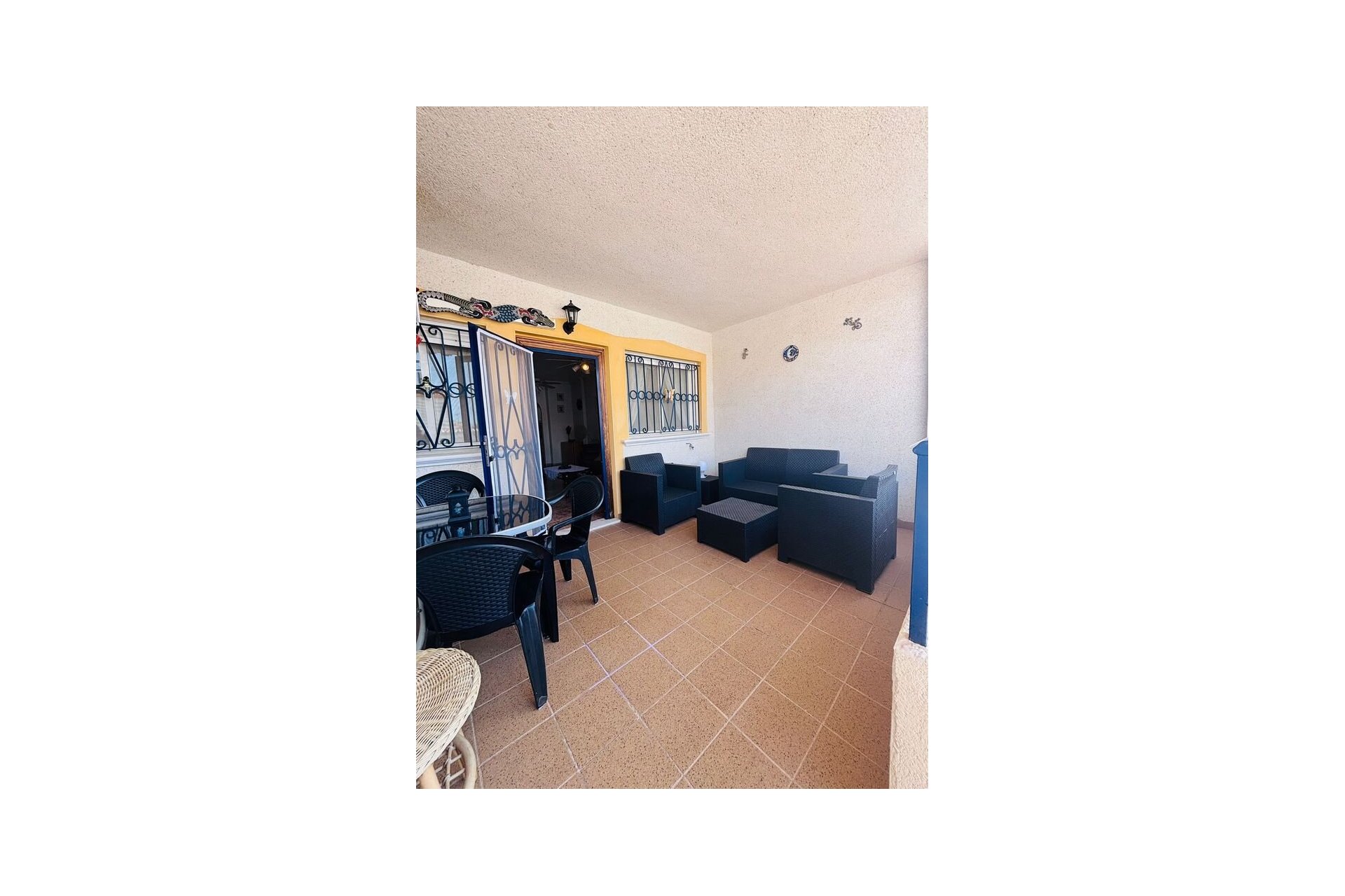 Resale - Apartment -
Punta Prima - Costa Blanca