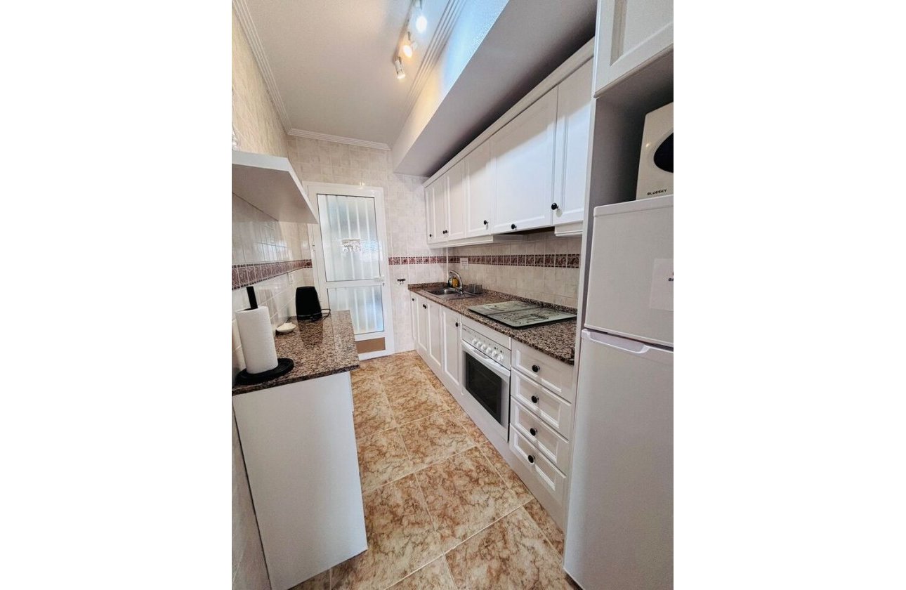 Resale - Apartment -
Punta Prima - Costa Blanca