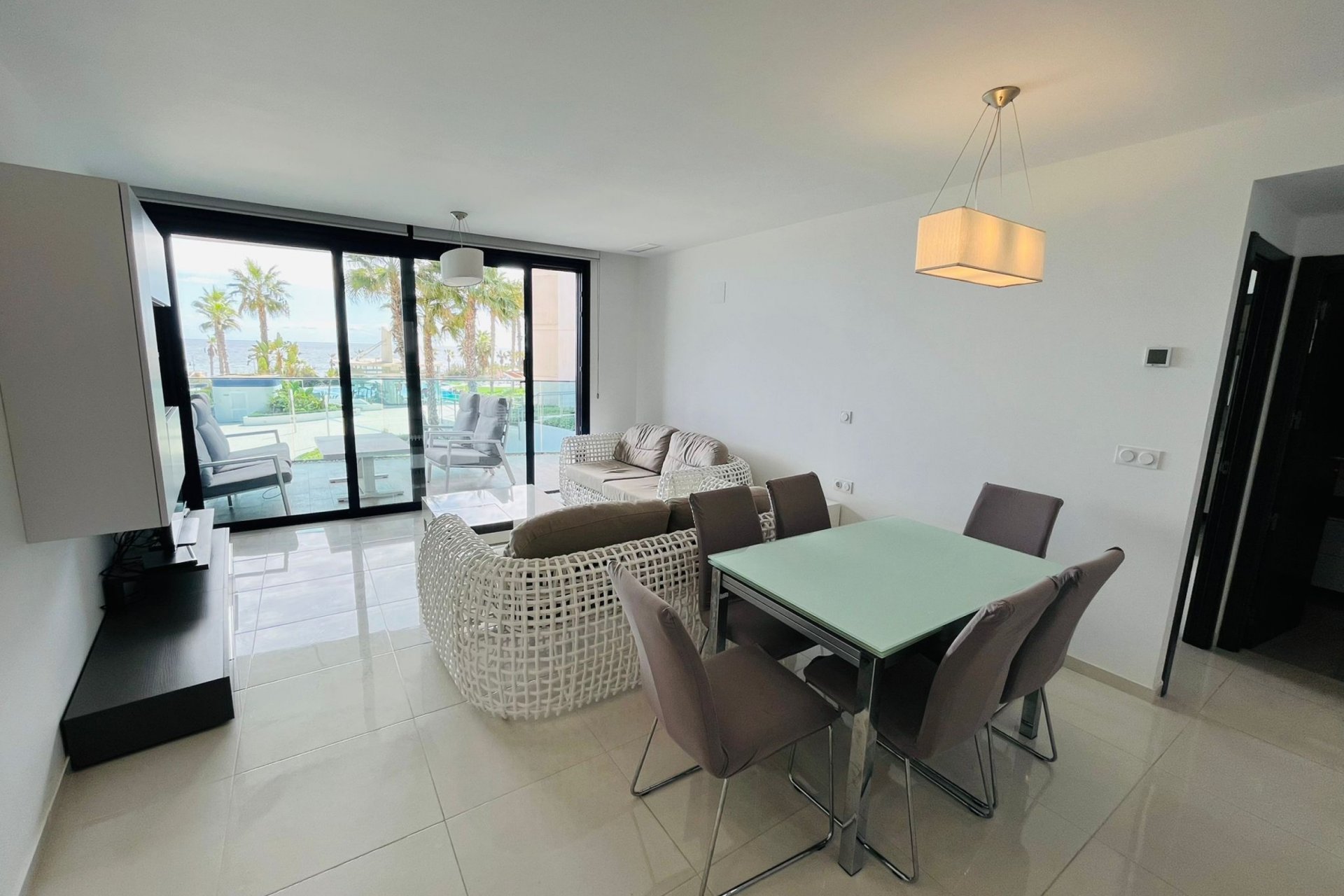 Resale - Apartment -
Punta Prima - Costa Blanca