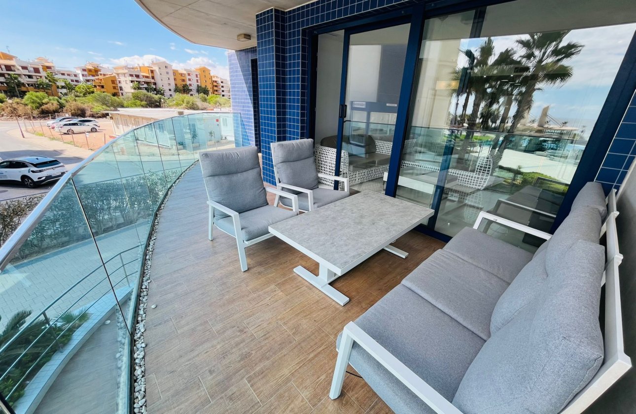 Resale - Apartment -
Punta Prima - Costa Blanca