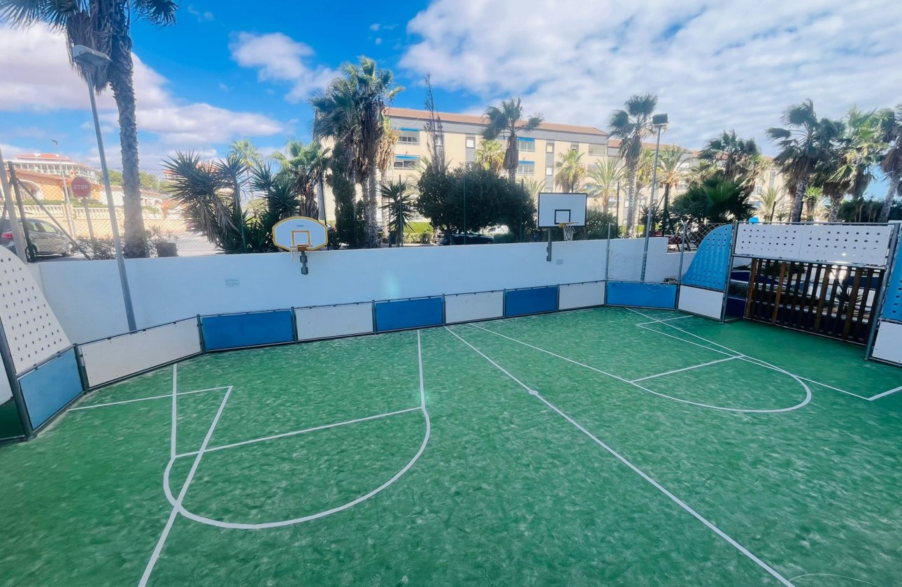 Resale - Apartment -
Punta Prima - Costa Blanca