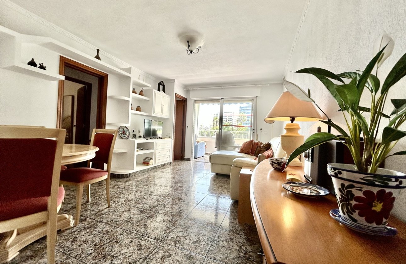 Resale - Apartment -
Punta Prima - Costa Blanca