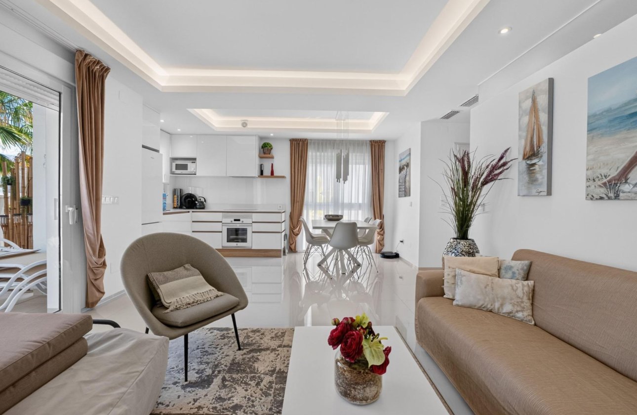 Resale - Apartment -
Rojales - Cuidad Quesada