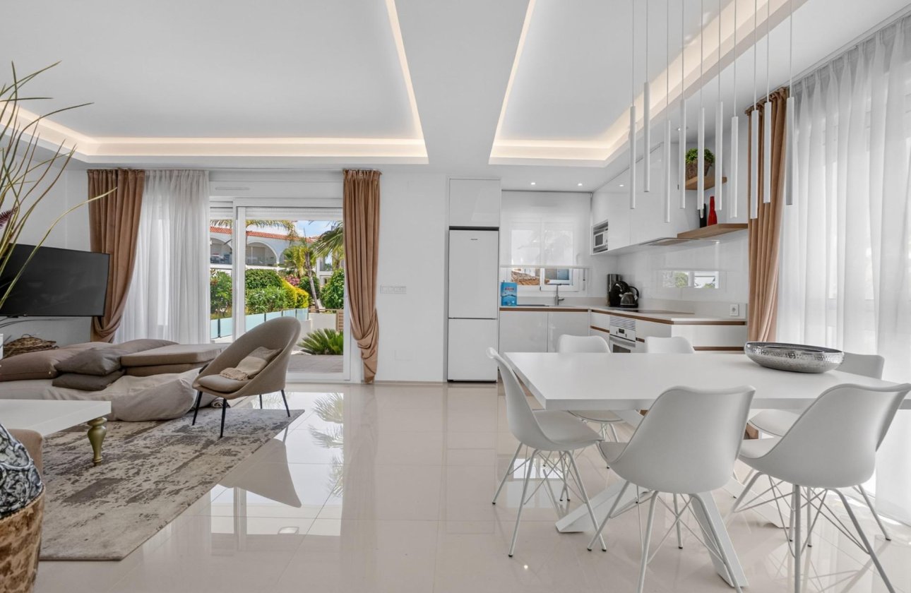 Resale - Apartment -
Rojales - Cuidad Quesada