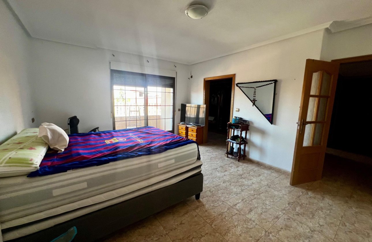 Resale - Apartment -
Rojales