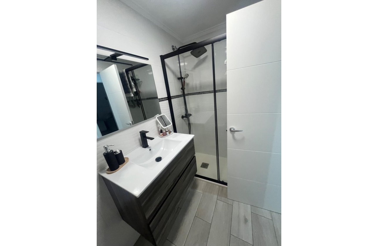 Resale - Apartment -
San Fulgencio - San Fulgencio Pueblo