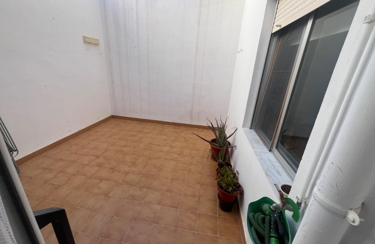 Resale - Apartment -
San Fulgencio - San Fulgencio Pueblo