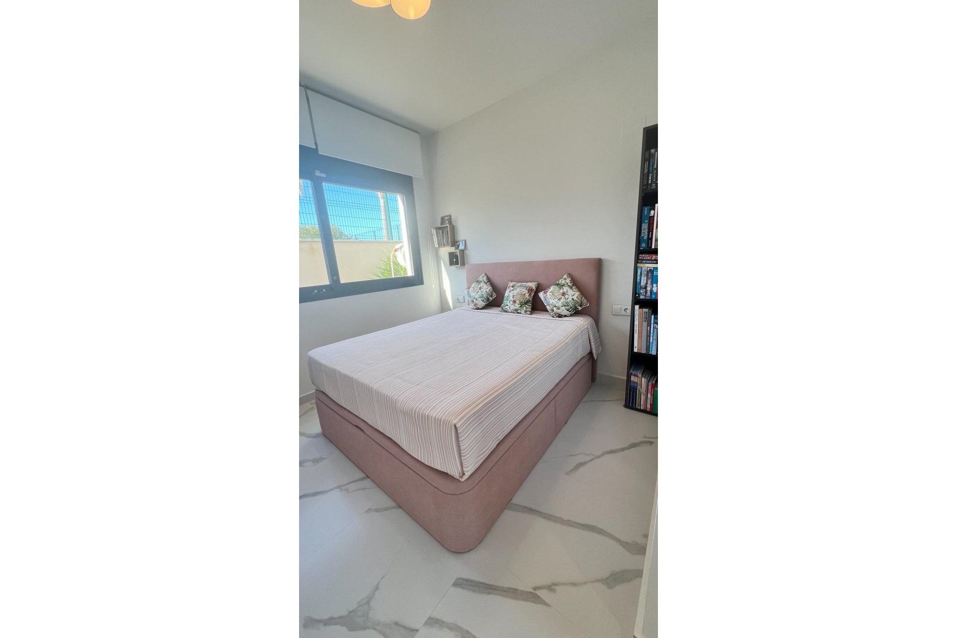 Resale - Apartment -
San Miguel de Salinas - Bellavista