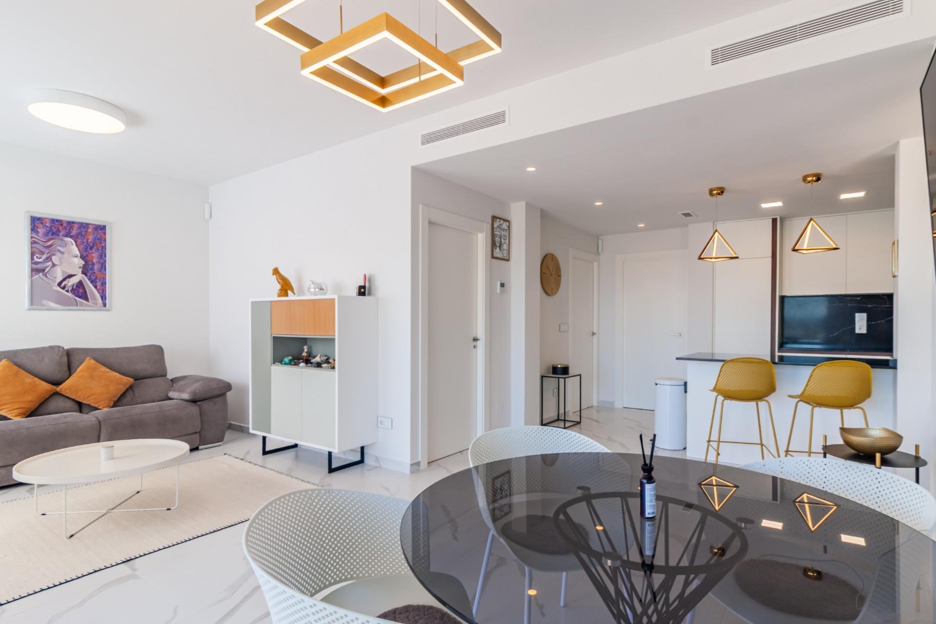 Resale - Apartment -
San Miguel de Salinas - Bellavista