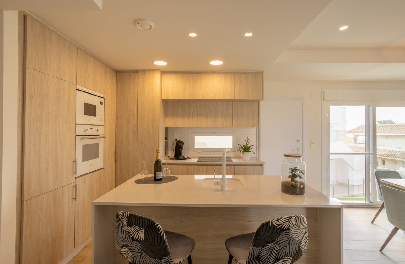 Resale - Apartment -
San Miguel de Salinas - Inland