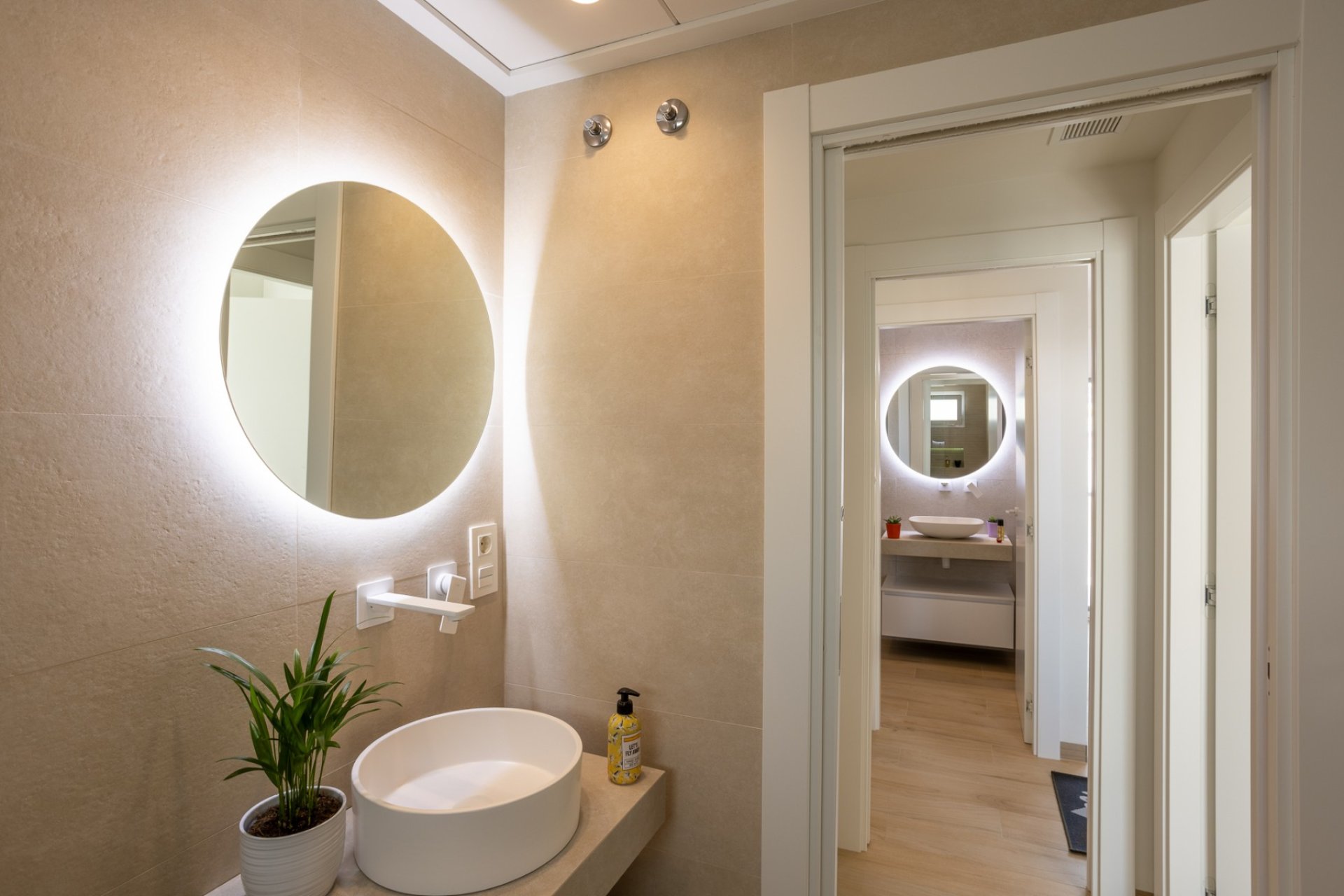 Resale - Apartment -
San Miguel de Salinas - Inland