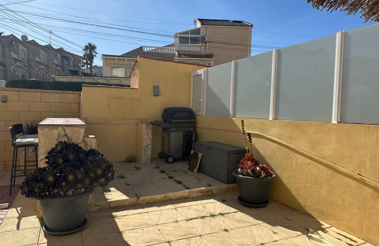Resale - Apartment -
San Miguel de Salinas - Inland