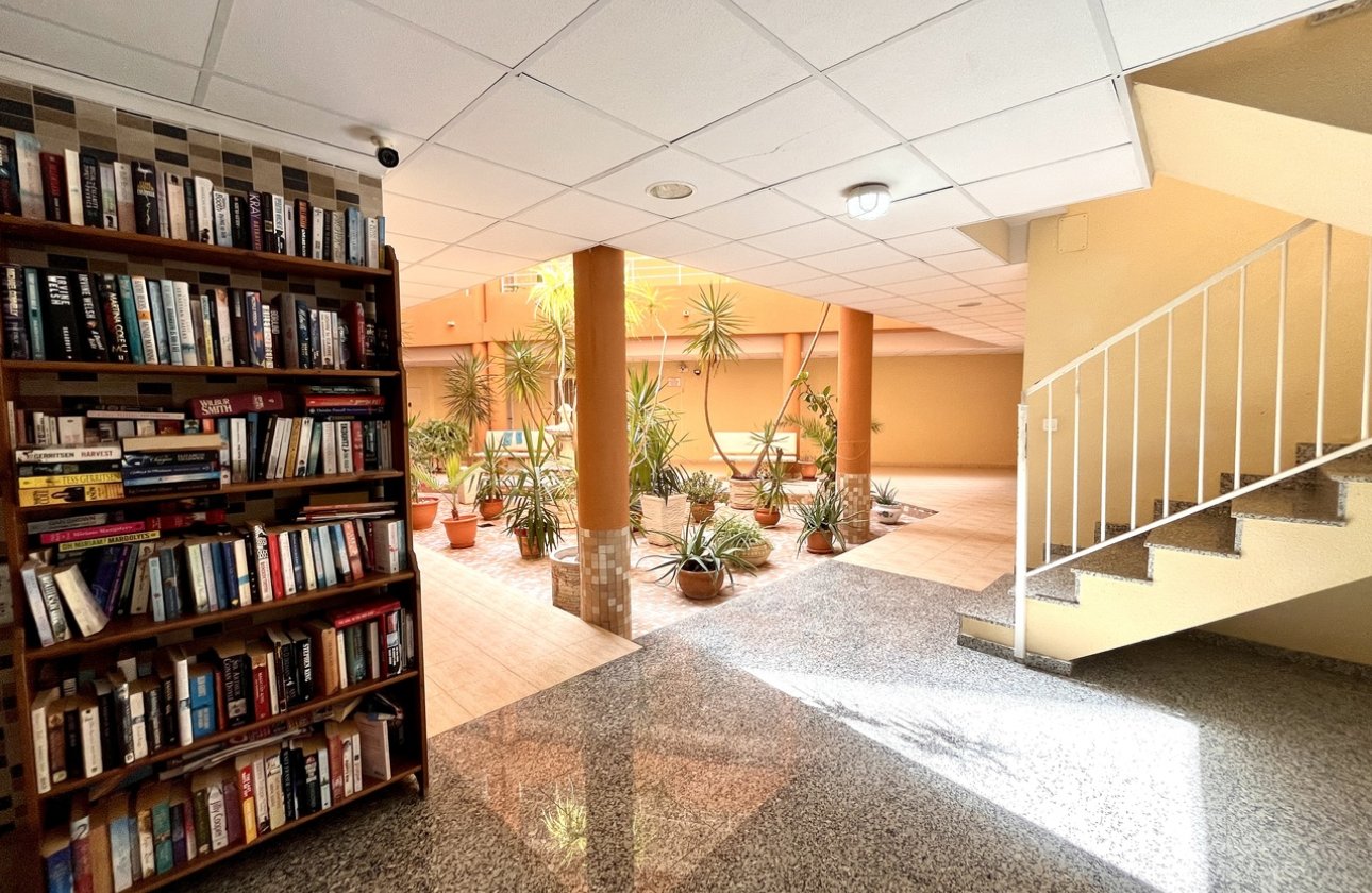 Resale - Apartment -
San Miguel de Salinas - Inland