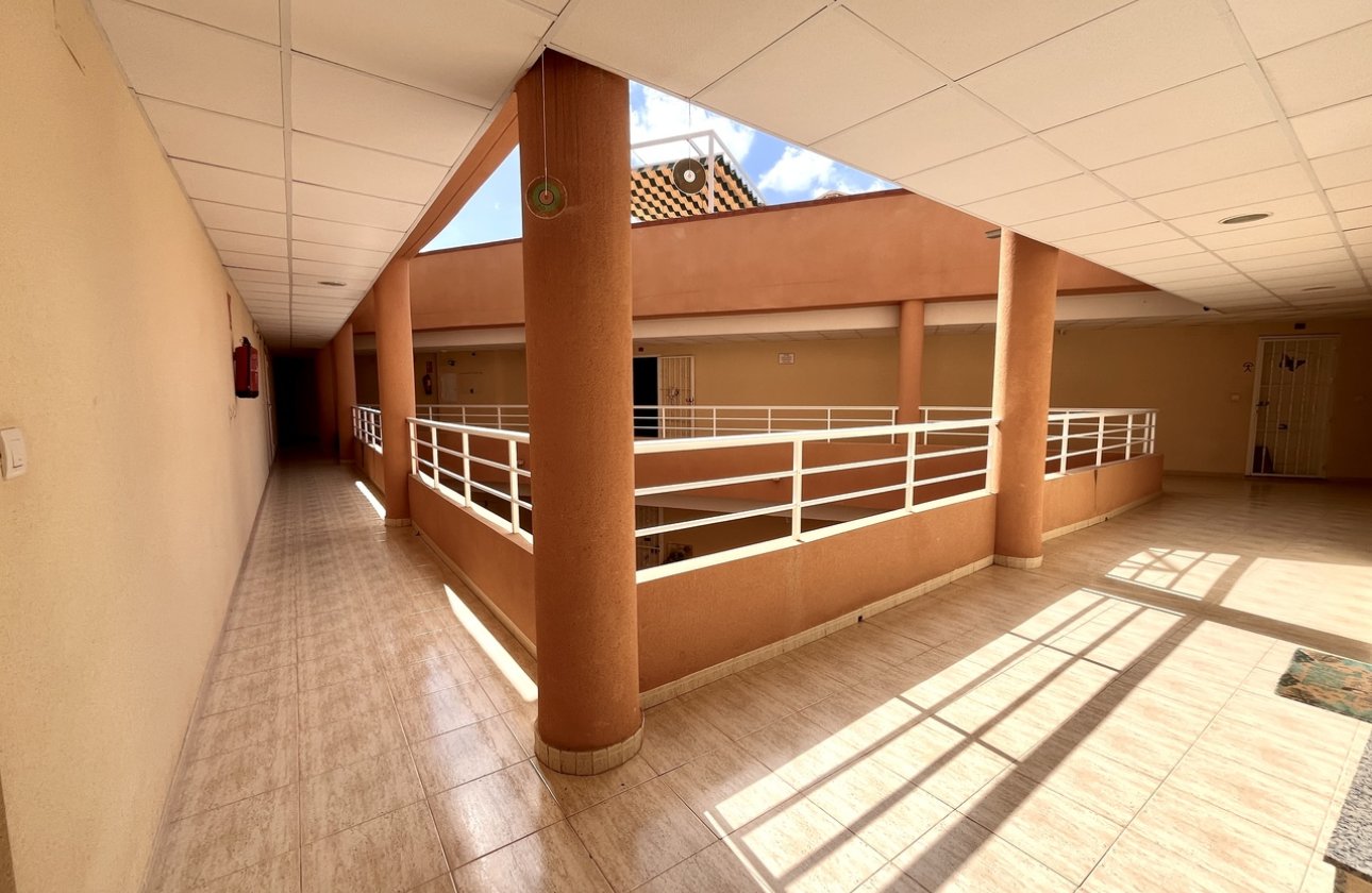 Resale - Apartment -
San Miguel de Salinas - Inland