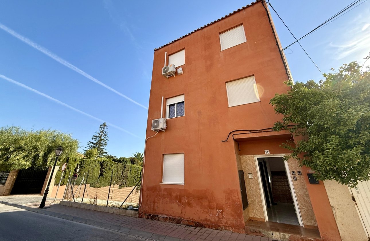 Resale - Apartment -
San Miguel de Salinas - Inland