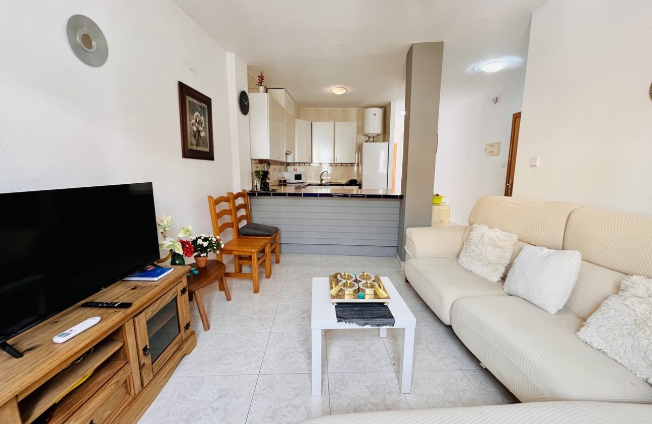 Resale - Apartment -
San Miguel de Salinas - Inland