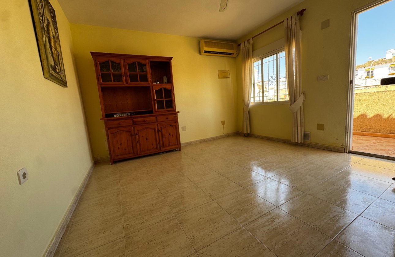 Resale - Apartment -
San Miguel de Salinas - Inland