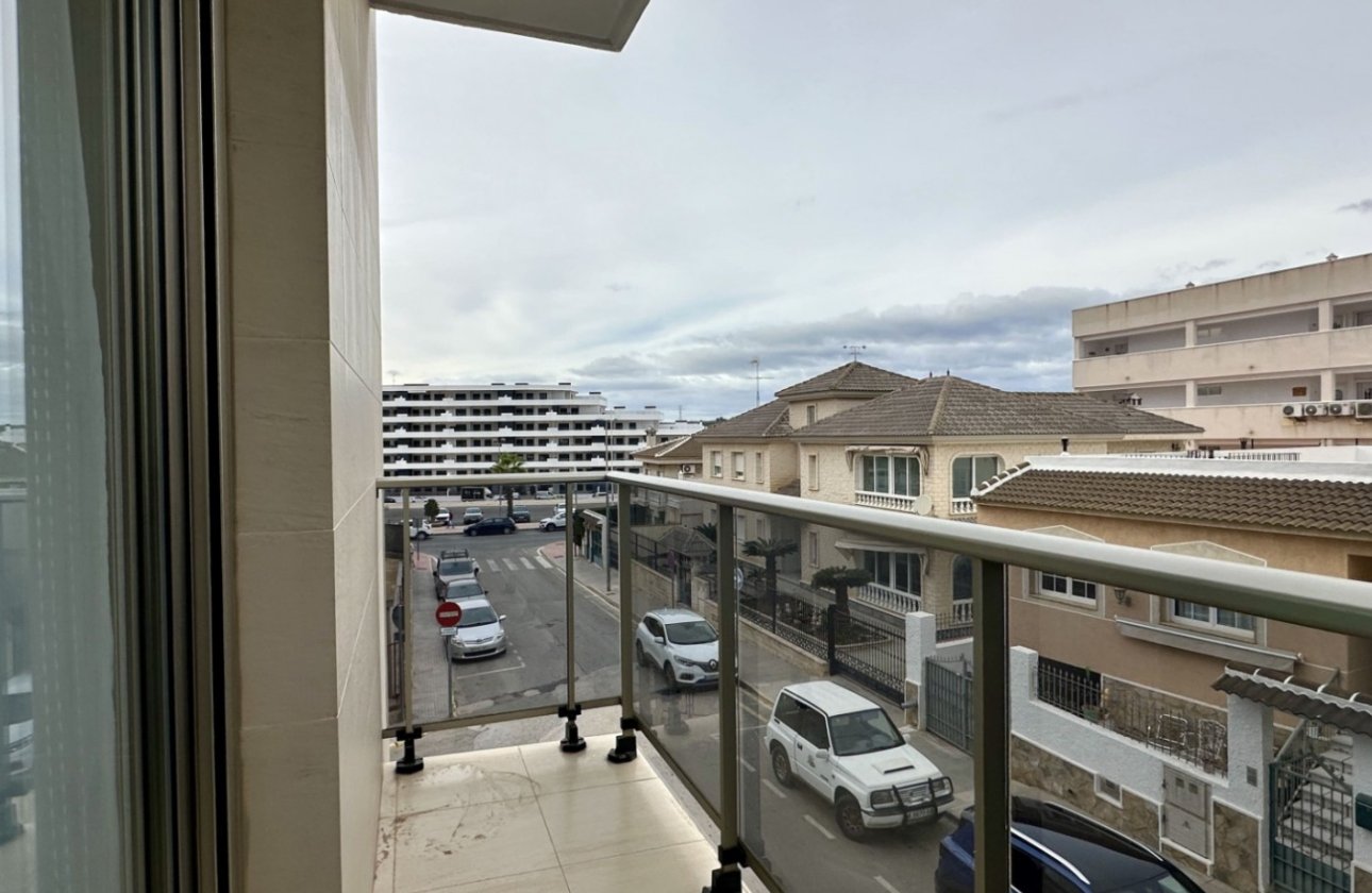 Resale - Apartment -
San Miguel de Salinas - Inland