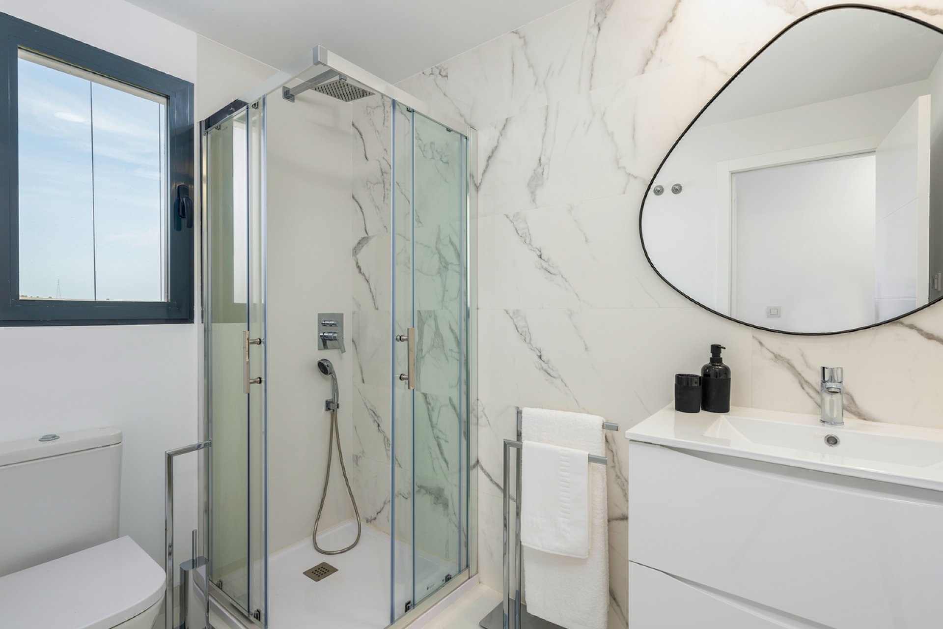 Resale - Apartment -
San Miguel de Salinas - Inland