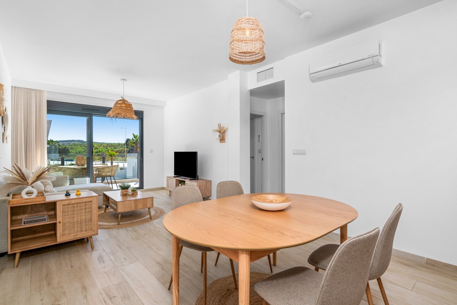 Resale - Apartment -
San Miguel de Salinas - Inland