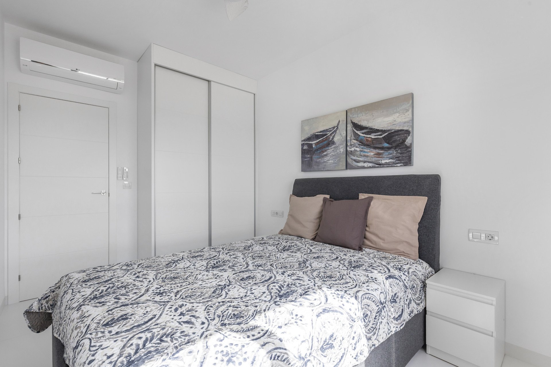 Resale - Apartment -
San Miguel de Salinas - Inland