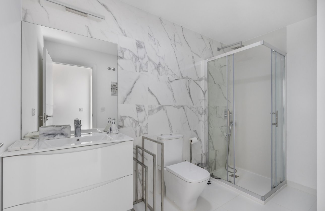 Resale - Apartment -
San Miguel de Salinas - Inland