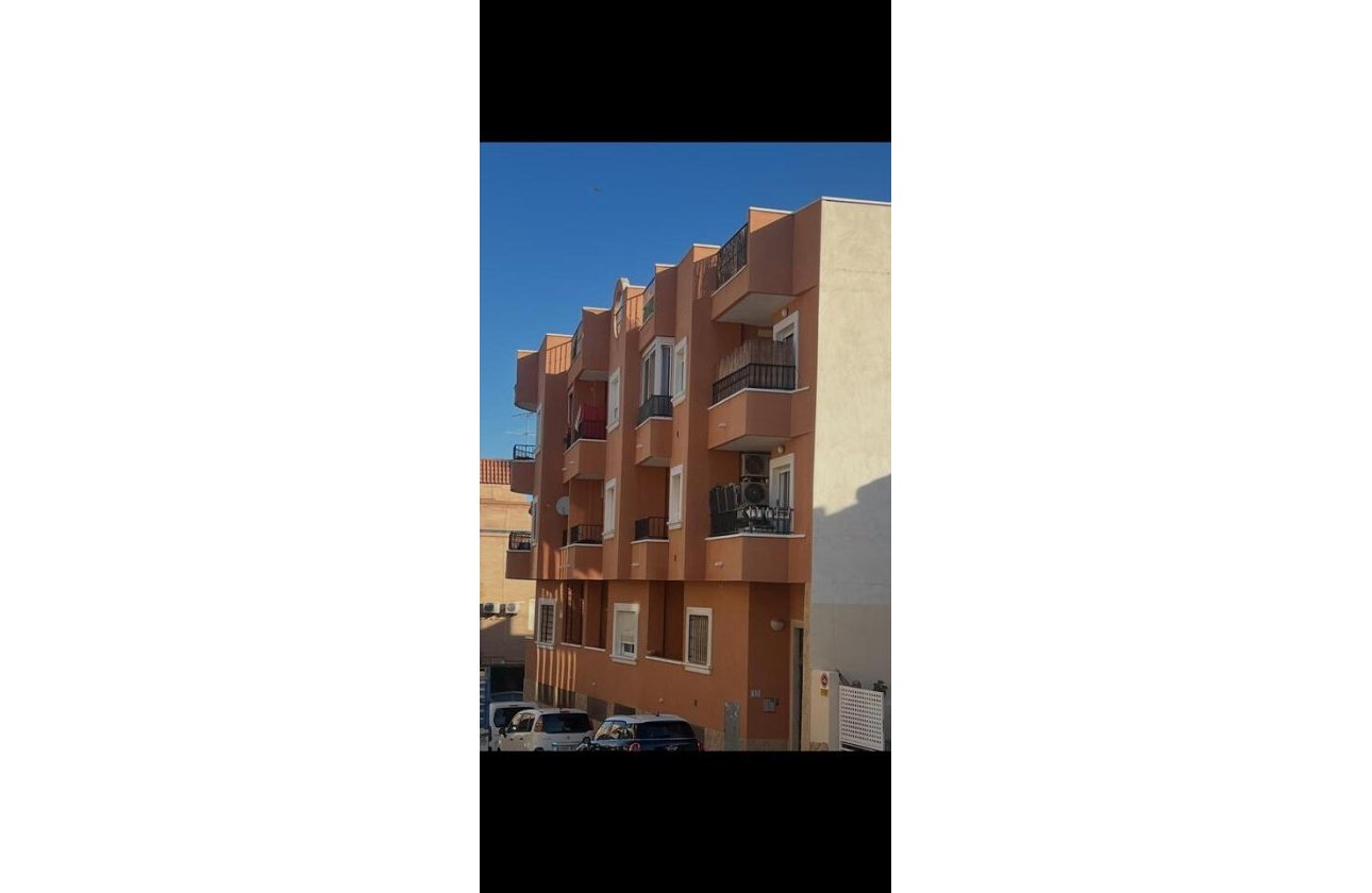 Resale - Apartment -
San Miguel de Salinas - Inland