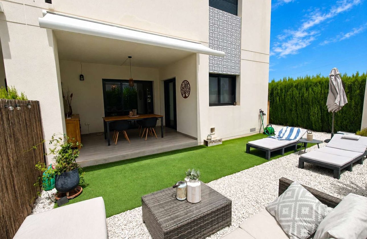 Resale - Apartment -
San Miguel de Salinas - Inland
