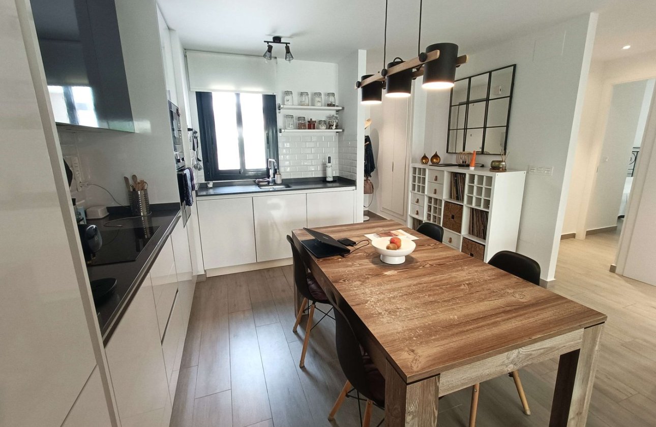 Resale - Apartment -
San Miguel de Salinas - Inland