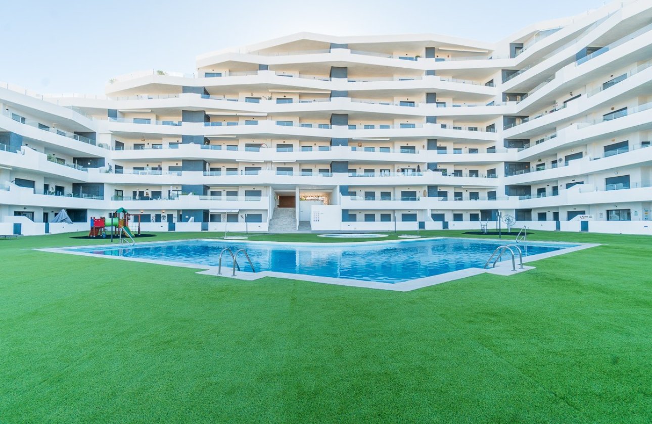 Resale - Apartment -
San Miguel de Salinas - Inland