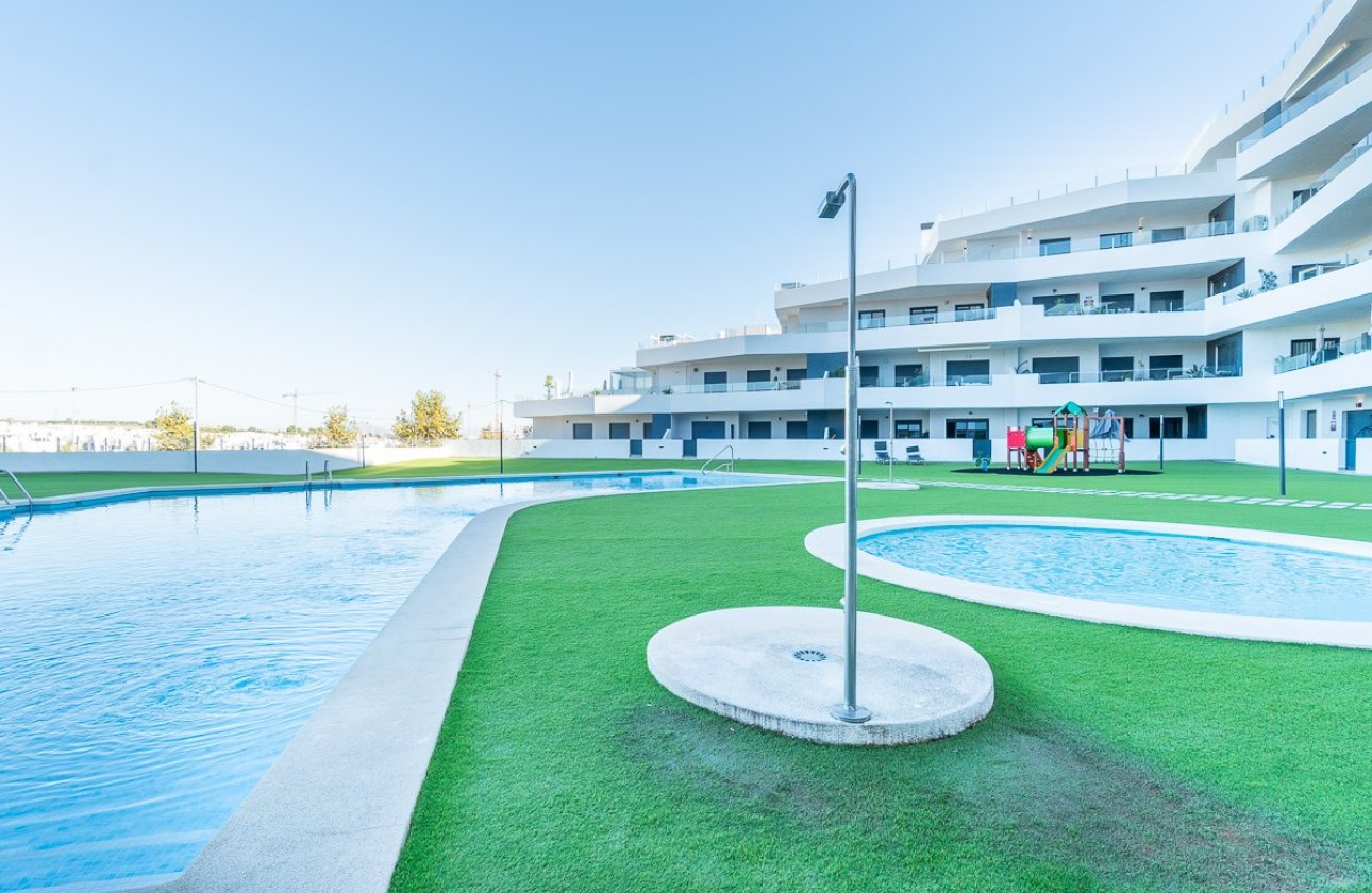 Resale - Apartment -
San Miguel de Salinas - Inland