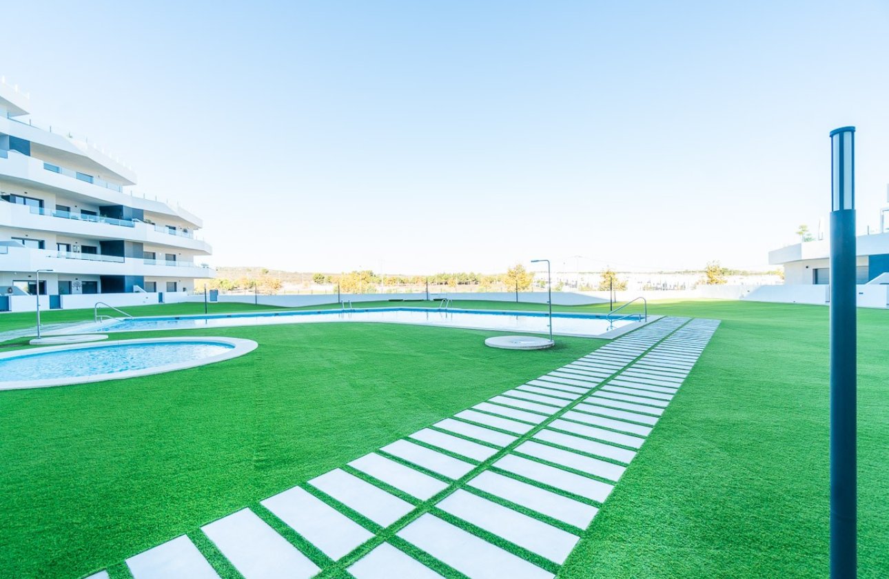 Resale - Apartment -
San Miguel de Salinas - Inland
