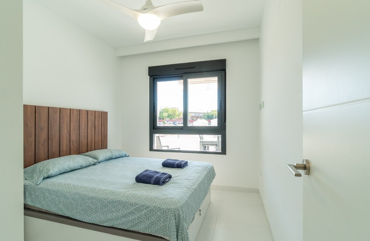 Resale - Apartment -
San Miguel de Salinas - Inland