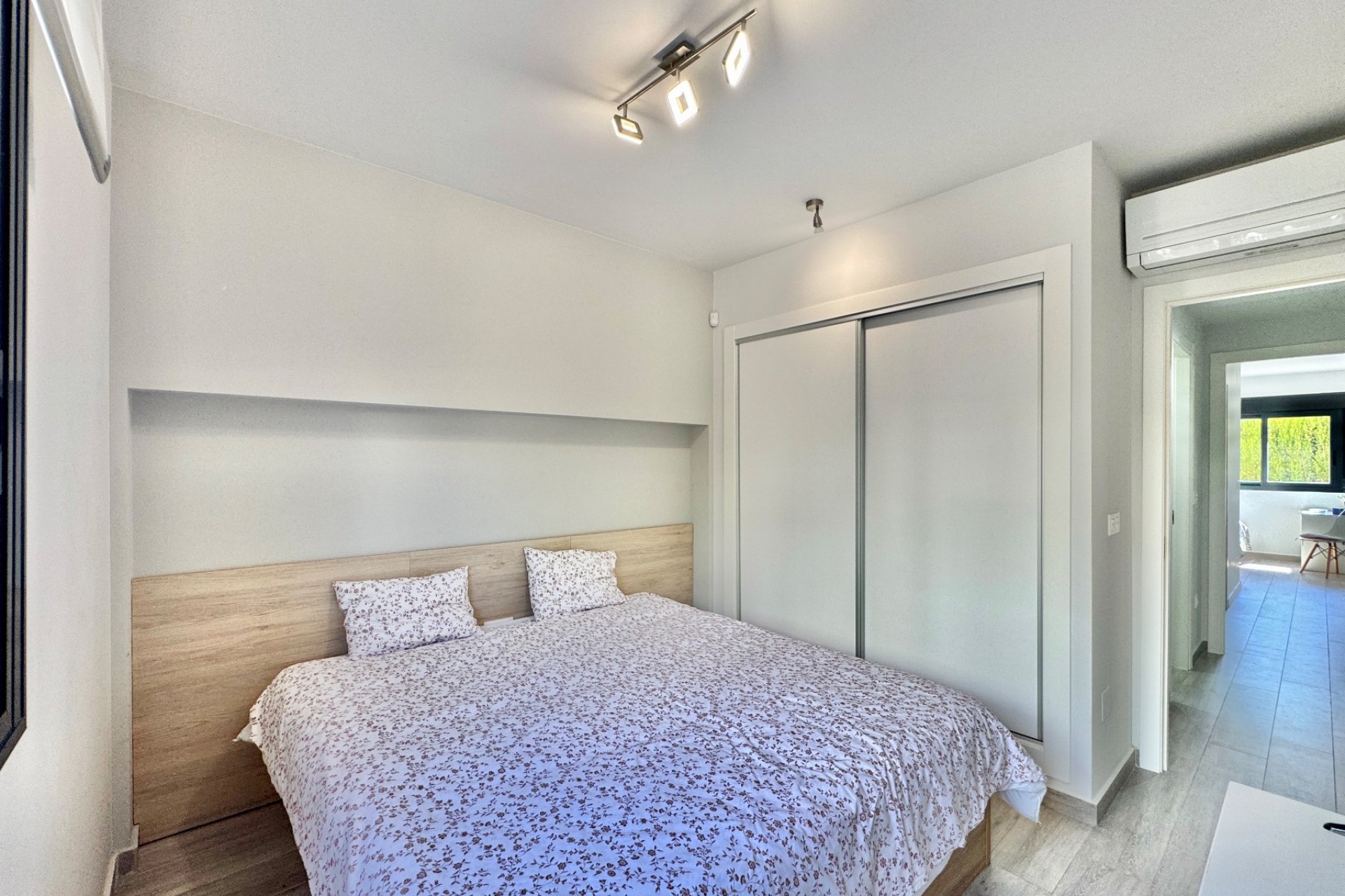 Resale - Apartment -
San Miguel de Salinas - Inland