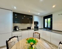 Resale - Apartment -
San Miguel de Salinas - Inland