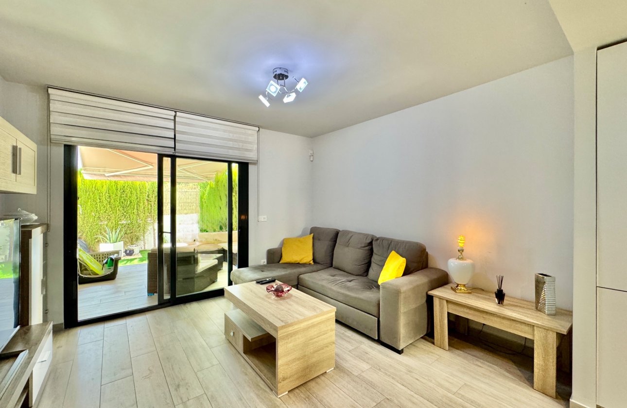 Resale - Apartment -
San Miguel de Salinas - Inland