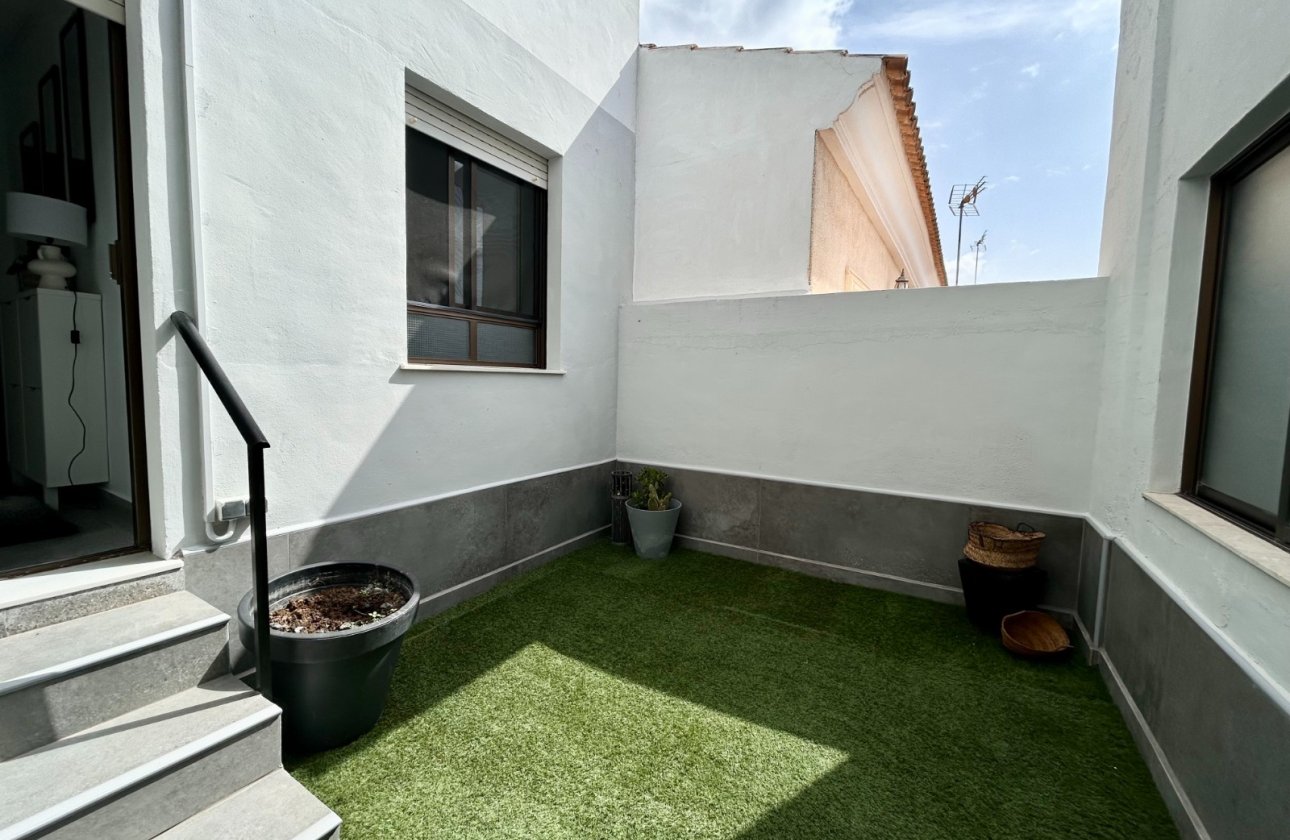 Resale - Apartment -
Torremendo - Costa Blanca