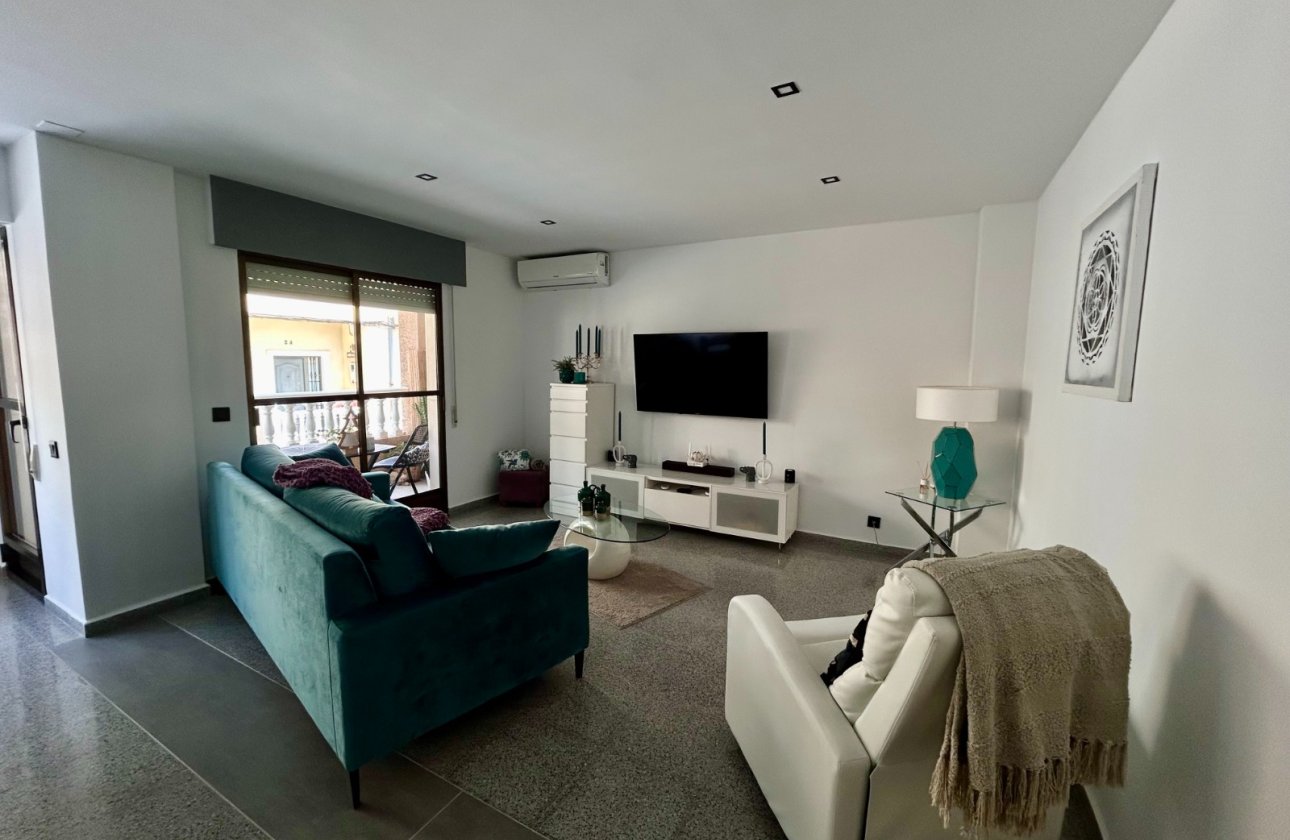 Resale - Apartment -
Torremendo - Costa Blanca